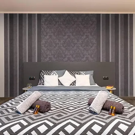 דירה Dufti In Center & Old Town / Kapana